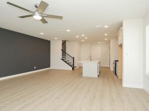 119B E 43rd Street, Houston TX 77018