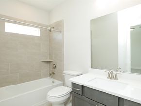 119B E 43rd Street, Houston TX 77018