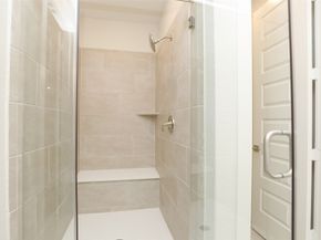119B E 43rd Street, Houston TX 77018