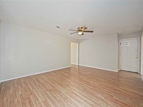 11750 Murr Way, Houston TX 77048