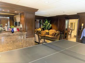 3525 Sage Road 404, Houston TX 77056