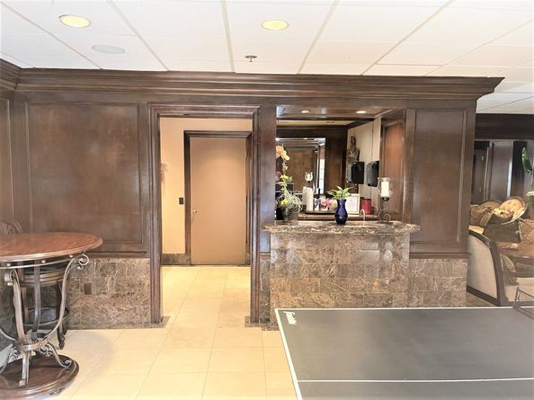 3525 Sage Road 404, Houston TX 77056