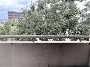 3525 Sage Road 404, Houston TX 77056