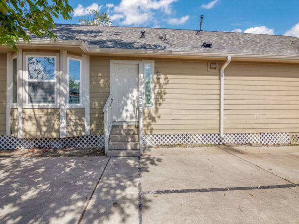 7112 Avenue L, Houston TX 77011
