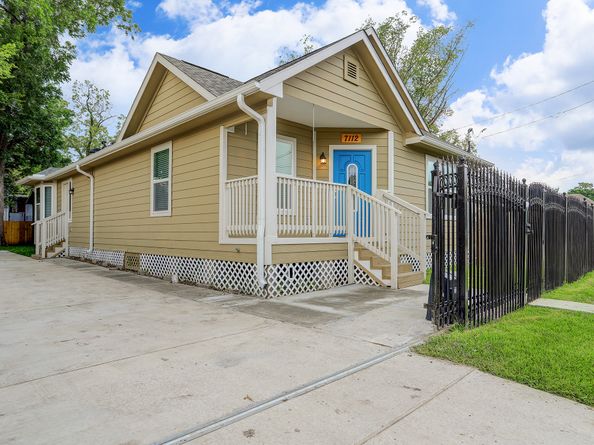 7112 Avenue L, Houston TX 77011