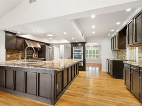 13 Whistlers Court, The Woodlands TX 77380