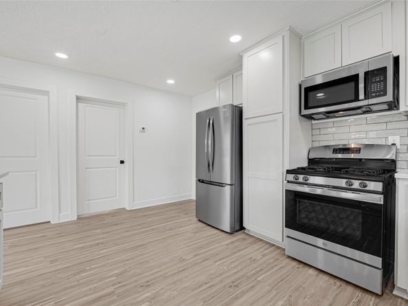 3910 Cetti Street, Houston TX 77009