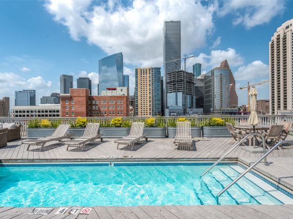 915 Franklin Street 9L, Houston TX 77002