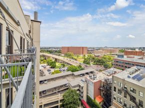 915 Franklin Street 9L, Houston TX 77002