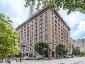 915 Franklin Street 9L, Houston TX 77002