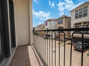 8816 Lakeshore Bend Drive, Houston TX 77080