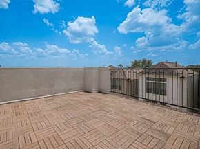 8816 Lakeshore Bend Drive, Houston TX 77080
