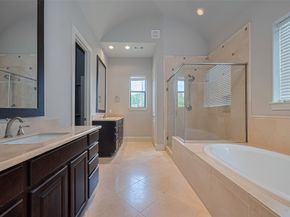 8816 Lakeshore Bend Drive, Houston TX 77080