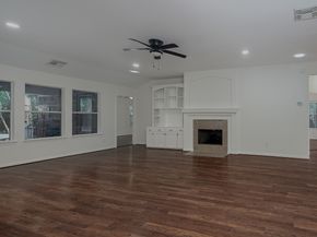 115 Regan Mead Ct, The Woodlands TX 77382