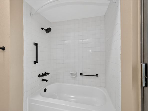 1603 Mary Mount Way, Houston TX 77058