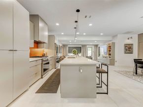 9805 Warwana Road, Houston TX 77080