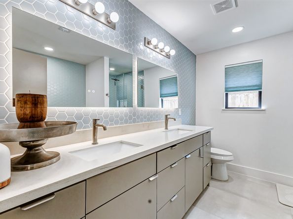 9805 Warwana Road, Houston TX 77080