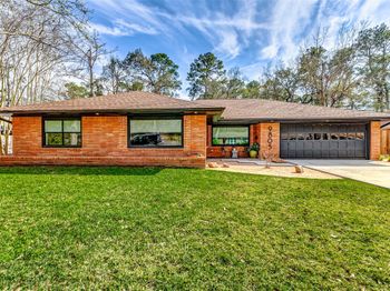 9805 Warwana Road