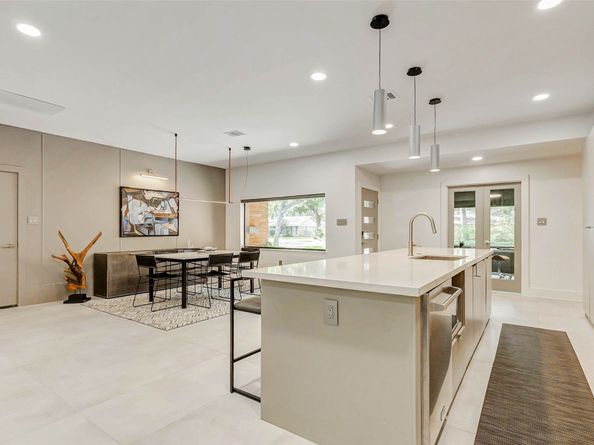 9805 Warwana Road, Houston TX 77080