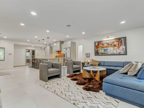 9805 Warwana Road, Houston TX 77080