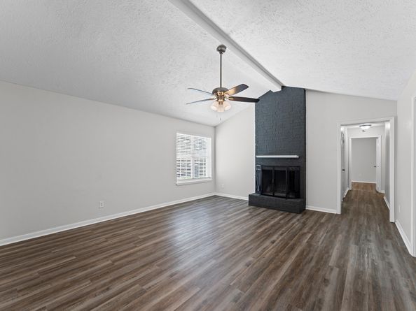 15402 W Barbara Circle, Houston TX 77071