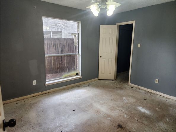 2703 Dovewood Lane, Spring TX 77373