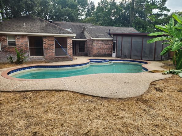 2703 Dovewood Lane, Spring TX 77373