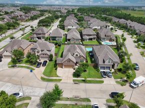 423 Yegua Street, Webster TX 77598