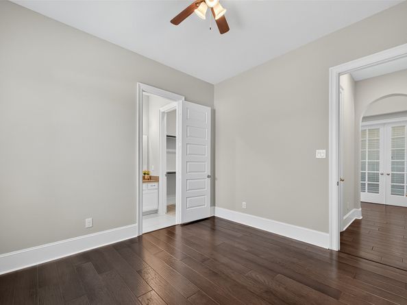 423 Yegua Street, Webster TX 77598