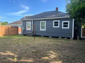 1 Canal Court, Houston TX 77011