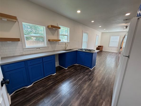 1 Canal Court, Houston TX 77011