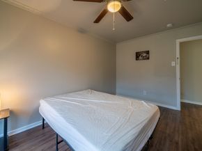 5742 Schevers Street, Houston TX 77033