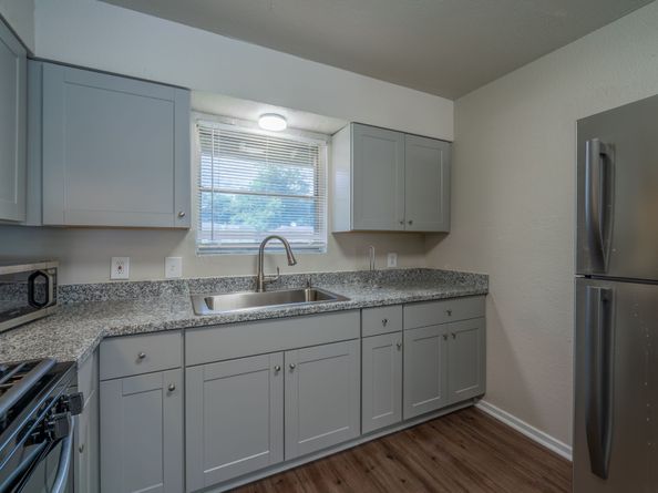 5742 Schevers Street, Houston TX 77033