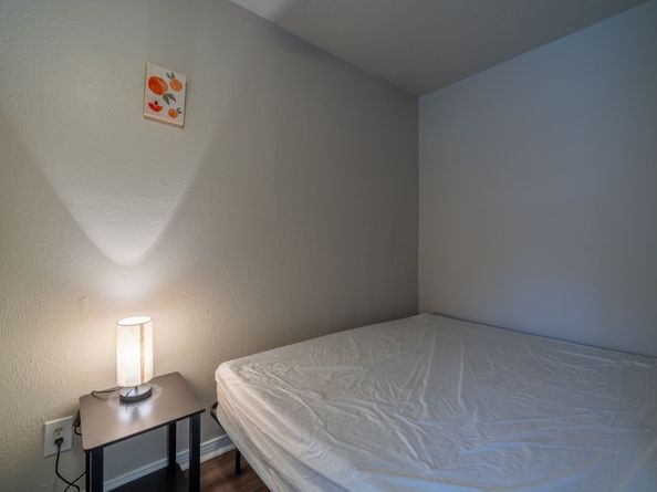 5742 Schevers Street, Houston TX 77033