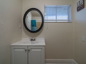 5742 Schevers Street, Houston TX 77033