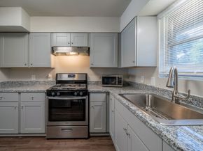 5742 Schevers Street, Houston TX 77033