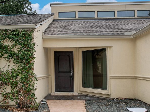 46 N Autumnwood Way, The Woodlands TX 77380
