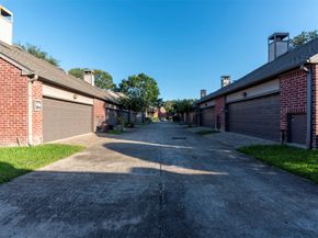 7447 Cambridge Street 79, Houston TX 77054