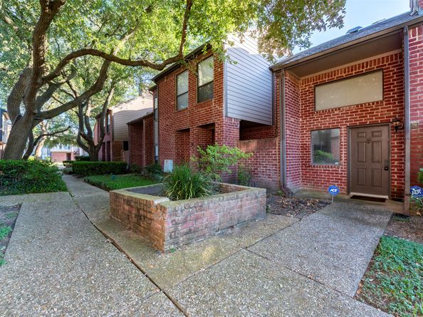 7447 Cambridge Street 79, Houston TX 77054