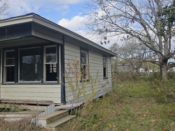 8303 Furray Road, Houston TX 77028