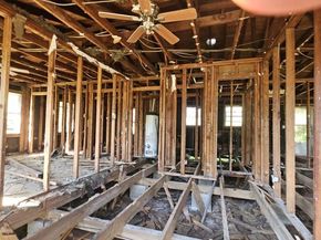 8303 Furray Road, Houston TX 77028