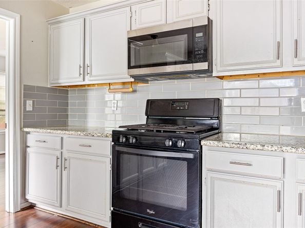 12134 Winter Brook Drive, Houston TX 77066