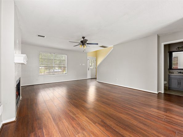 12134 Winter Brook Drive, Houston TX 77066