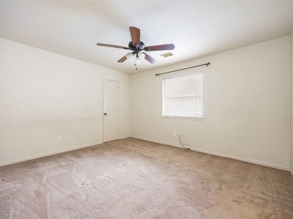 12134 Winter Brook Drive, Houston TX 77066