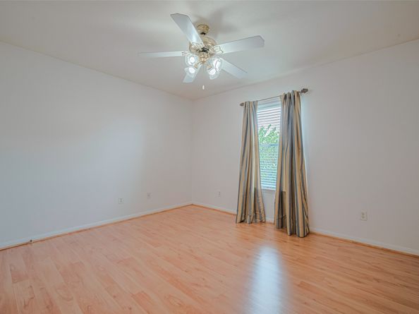 9218 Memorial Pines Way, Spring TX 77379