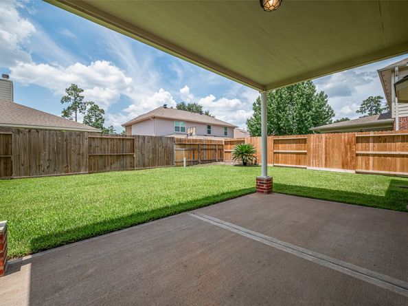 9218 Memorial Pines Way, Spring TX 77379