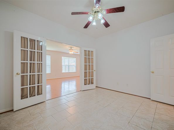 9218 Memorial Pines Way, Spring TX 77379