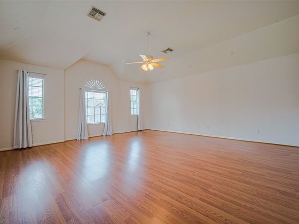 9218 Memorial Pines Way, Spring TX 77379