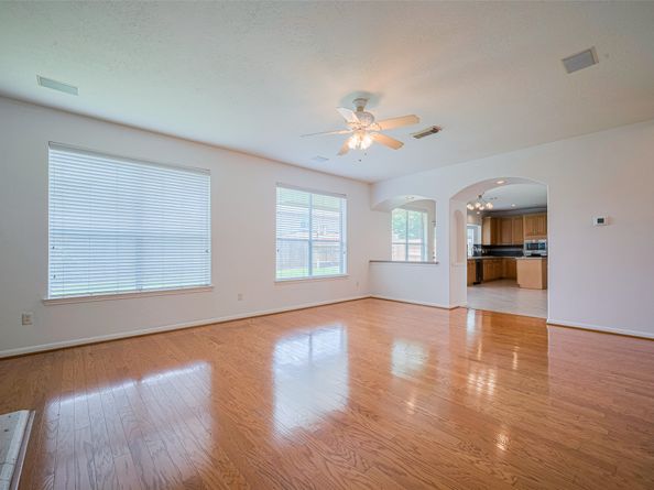 9218 Memorial Pines Way, Spring TX 77379