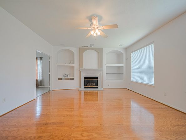 9218 Memorial Pines Way, Spring TX 77379